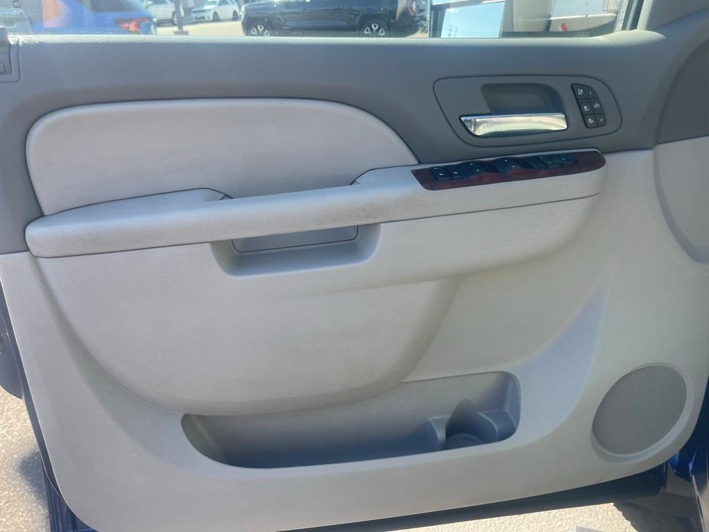 used 2014 Chevrolet Silverado 2500 car, priced at $28,000