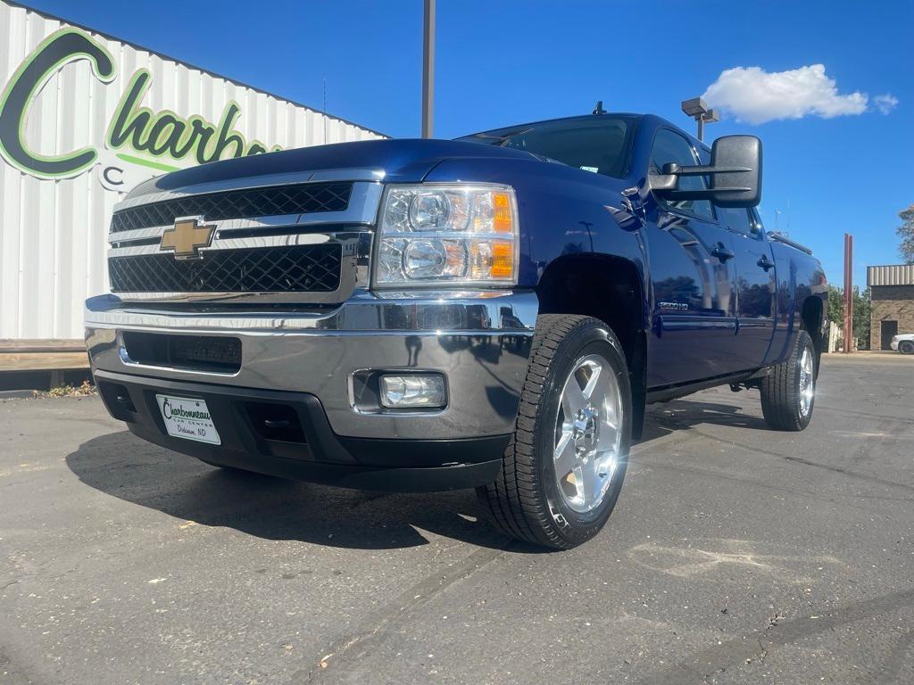 used 2014 Chevrolet Silverado 2500 car, priced at $28,000