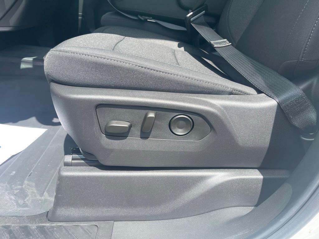 new 2025 GMC Sierra 1500 car, priced at $47,144