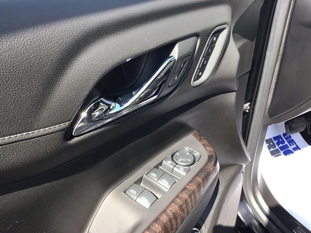 used 2020 GMC Acadia car, priced at $30,000