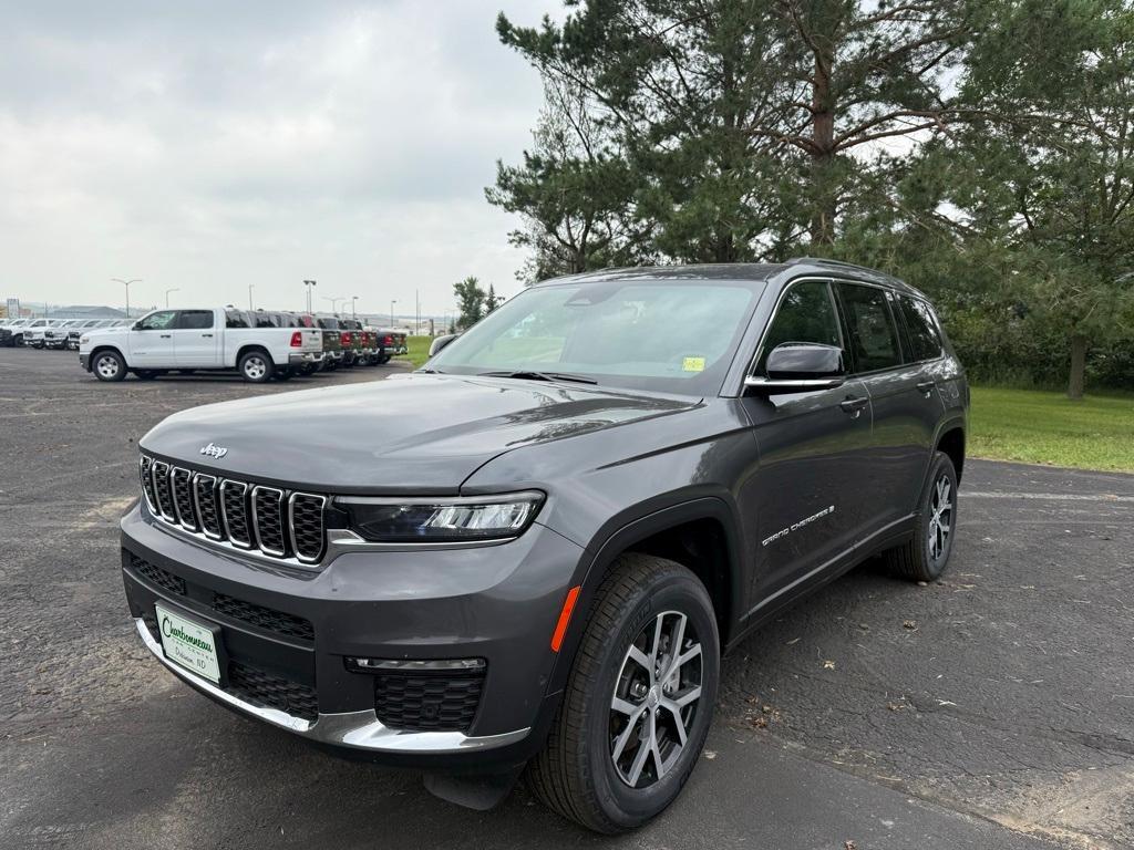 new 2025 Jeep Grand Cherokee L car, priced at $51,884