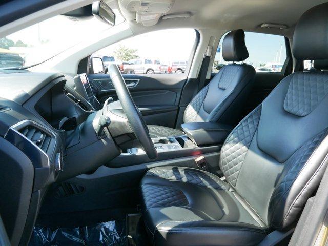 used 2024 Ford Edge car, priced at $27,999