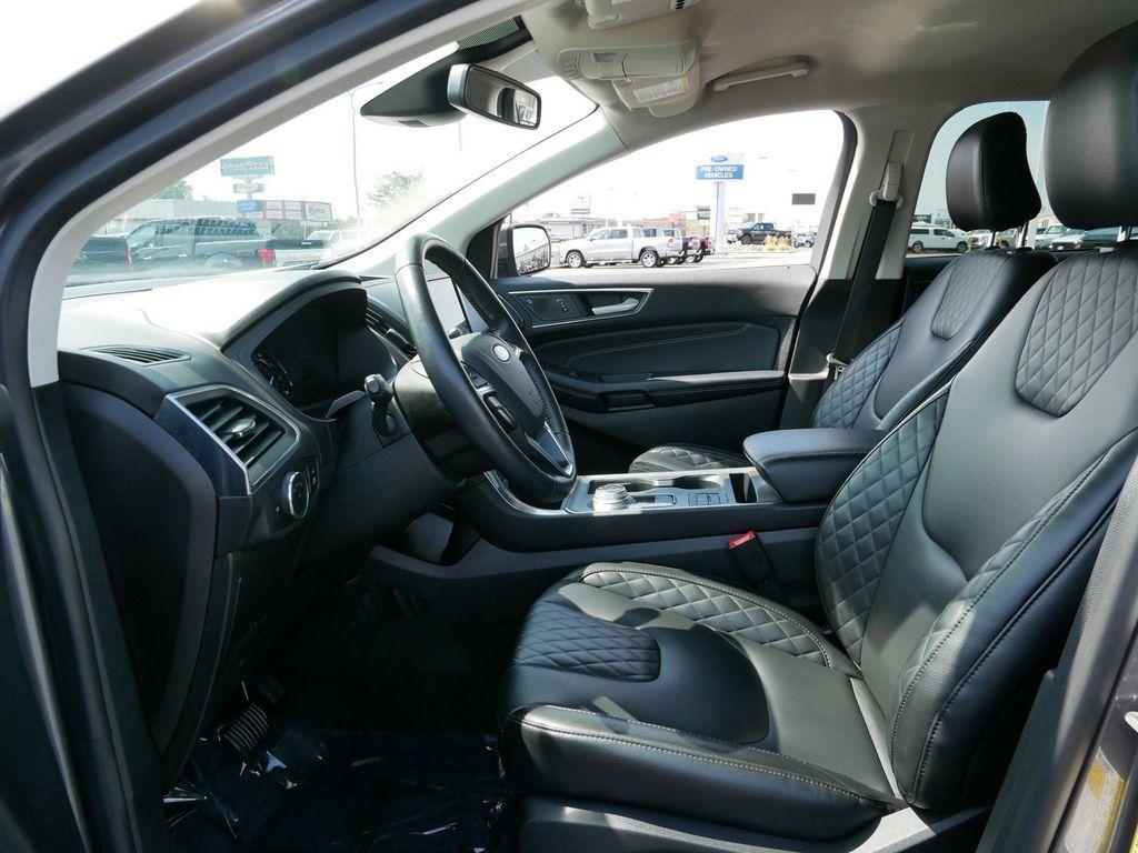 used 2024 Ford Edge car, priced at $26,999