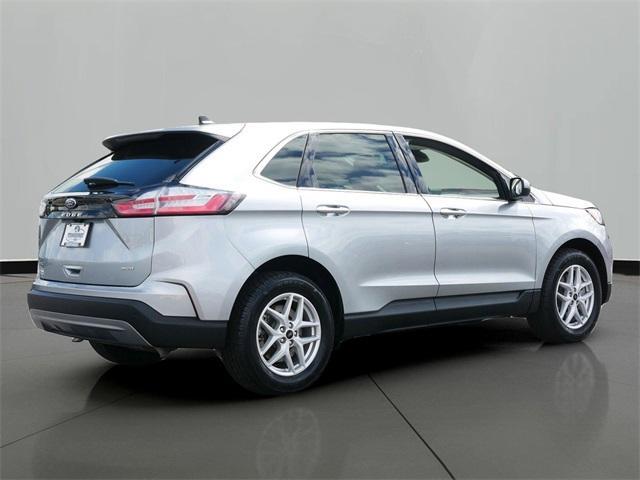 used 2024 Ford Edge car, priced at $21,999