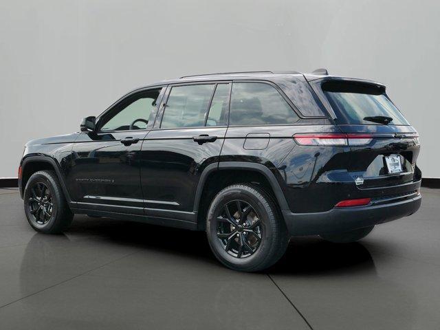 used 2024 Jeep Grand Cherokee car, priced at $34,999