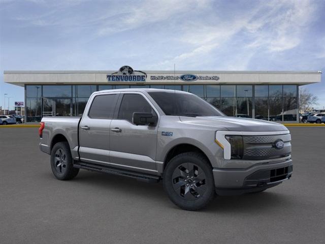 new 2024 Ford F-150 Lightning car