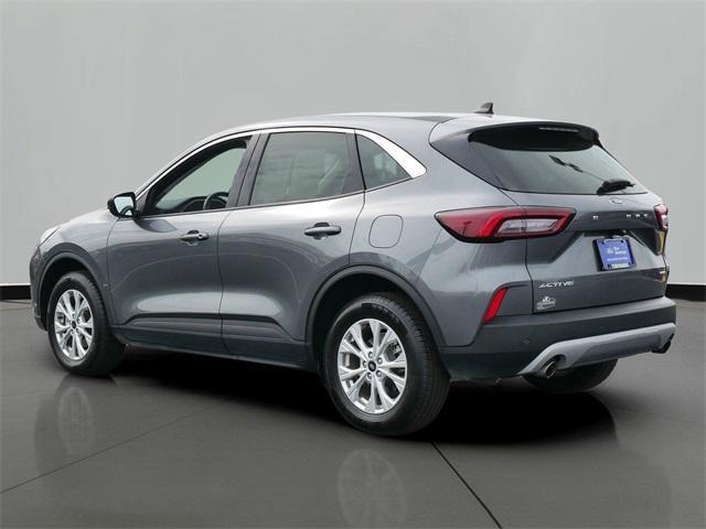 used 2024 Ford Escape car, priced at $25,999