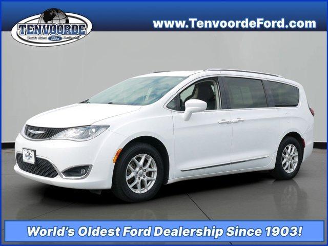 used 2020 Chrysler Pacifica car, priced at $19,999