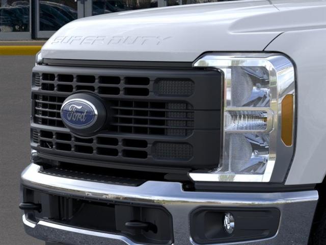 new 2025 Ford F-350 car, priced at $58,385