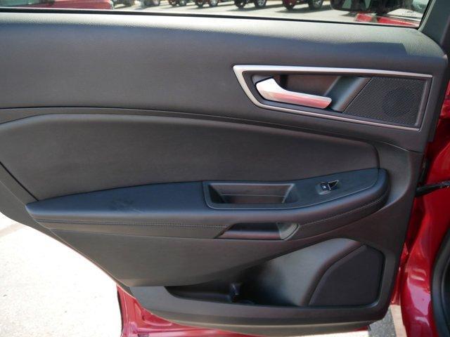 used 2022 Ford Edge car, priced at $24,999