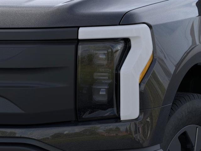 new 2024 Ford F-150 Lightning car