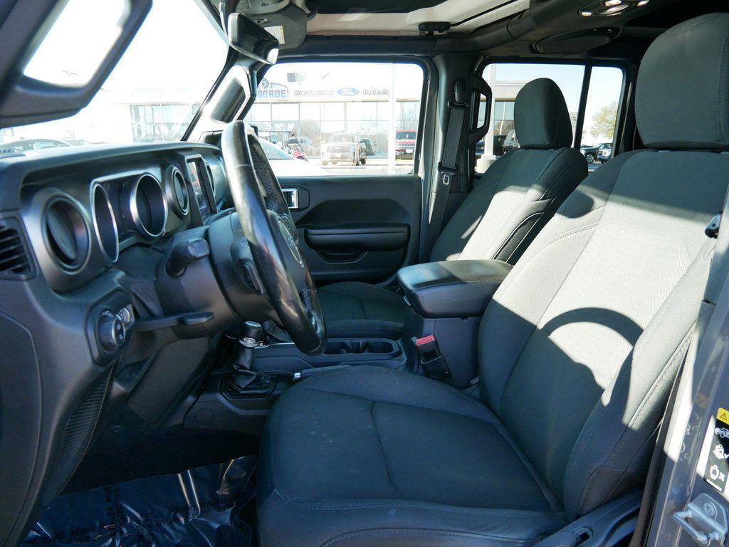 used 2021 Jeep Gladiator car, priced at $28,999