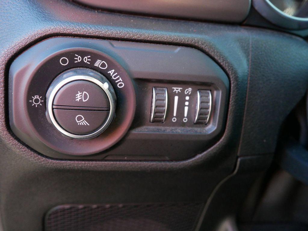 used 2021 Jeep Gladiator car, priced at $28,999