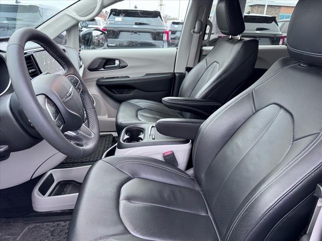 used 2022 Chrysler Pacifica car, priced at $28,999