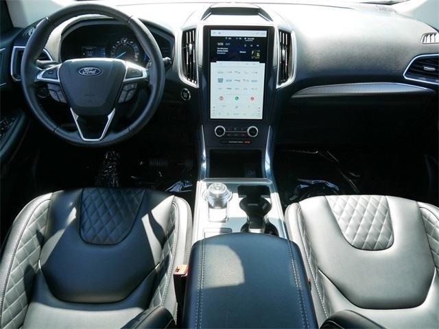 used 2024 Ford Edge car, priced at $27,999