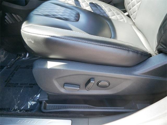 used 2024 Ford Edge car, priced at $27,999