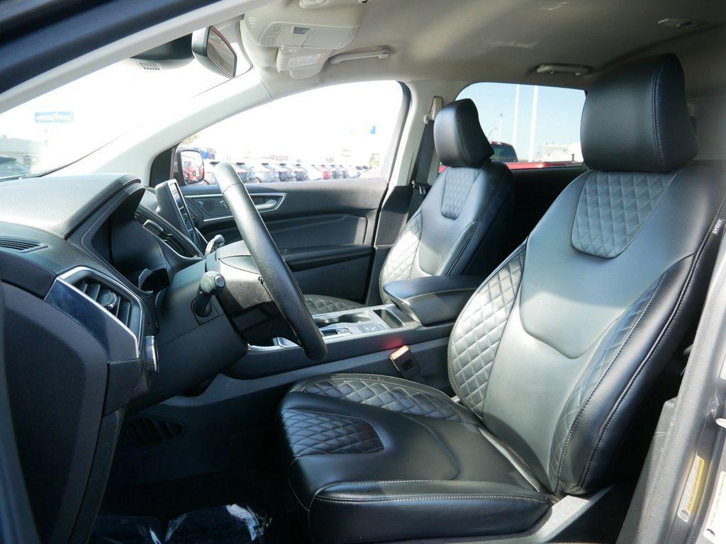 used 2024 Ford Edge car, priced at $25,999