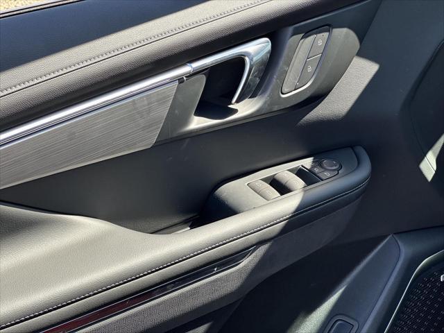 new 2025 Buick Enclave car, priced at $42,748