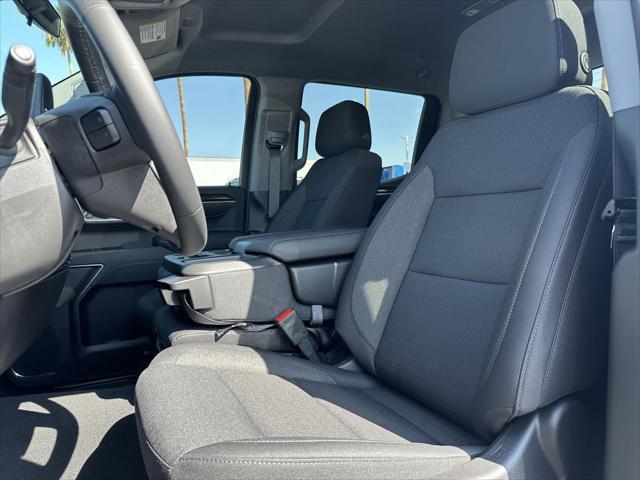 new 2025 GMC Sierra 1500 car, priced at $43,440