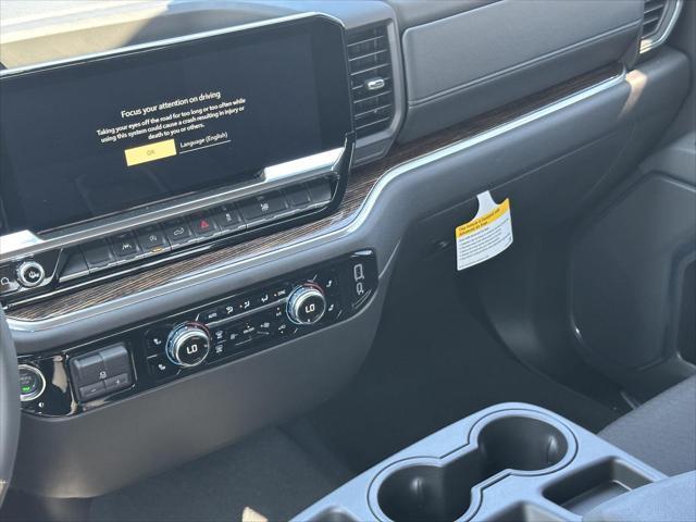 new 2025 GMC Sierra 1500 car, priced at $43,440