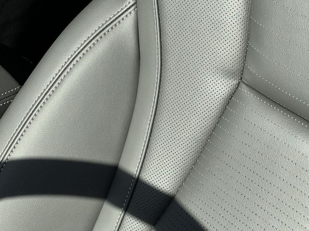 new 2025 Buick Envision car, priced at $36,151