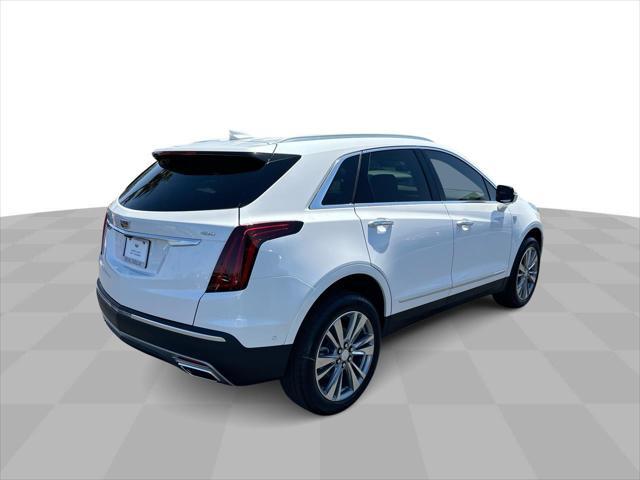 new 2025 Cadillac XT5 car, priced at $54,590