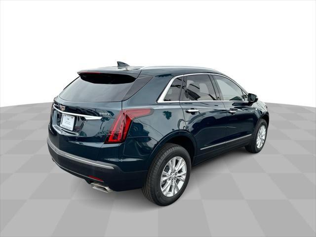new 2025 Cadillac XT5 car, priced at $45,415