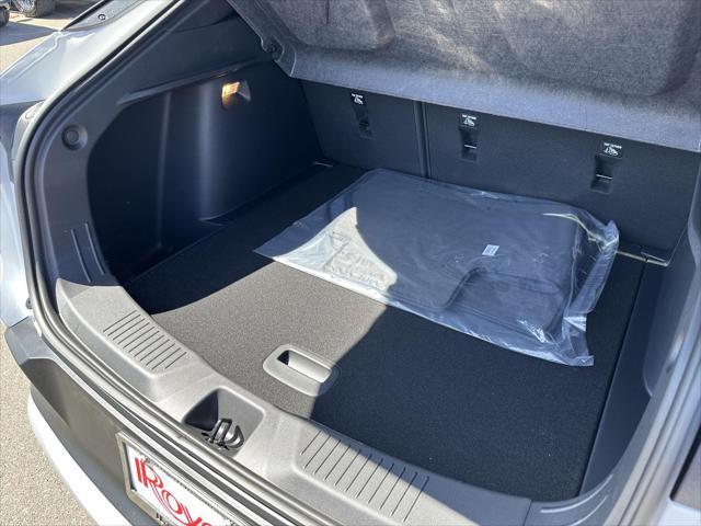 new 2025 Buick Envista car, priced at $23,892