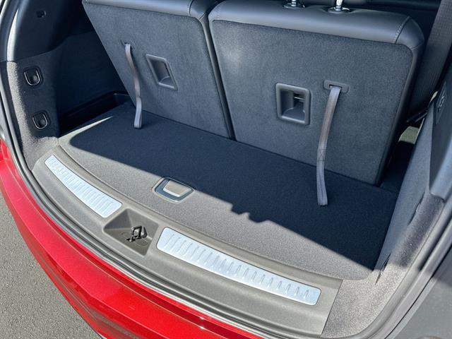 new 2025 Cadillac XT6 car, priced at $44,165