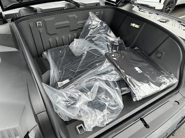 new 2026 GMC HUMMER EV Pickup car, priced at $99,720