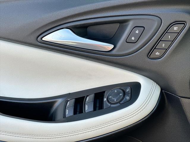 used 2022 Buick Encore GX car, priced at $22,990