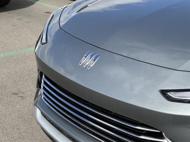 new 2025 Buick Envista car, priced at $26,074