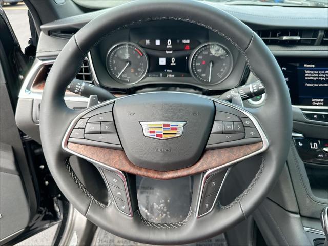 new 2025 Cadillac XT5 car, priced at $66,950