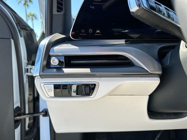 new 2026 Cadillac VISTIQ car, priced at $81,615