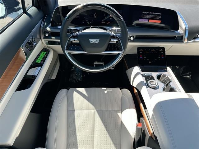 new 2026 Cadillac VISTIQ car, priced at $81,615