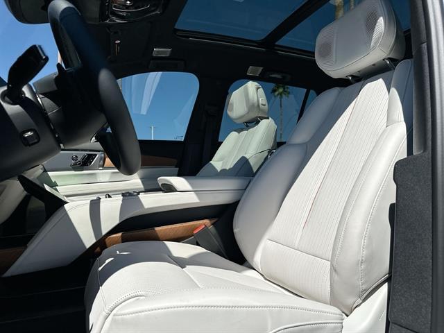 new 2026 Cadillac VISTIQ car, priced at $81,615