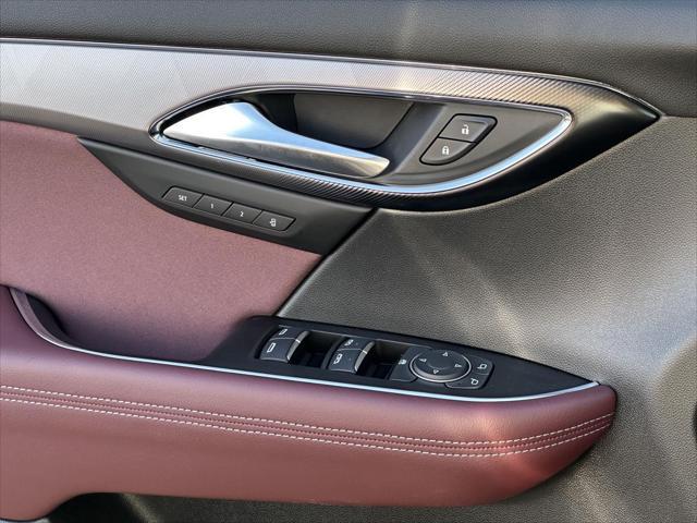 new 2025 Buick Envision car, priced at $39,986
