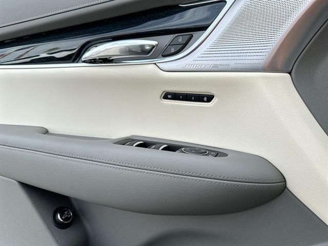 new 2025 Cadillac XT6 car, priced at $53,590