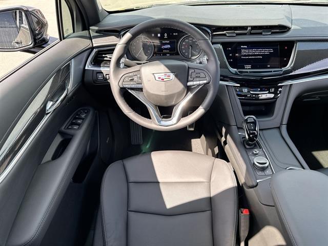 new 2025 Cadillac XT6 car, priced at $63,665