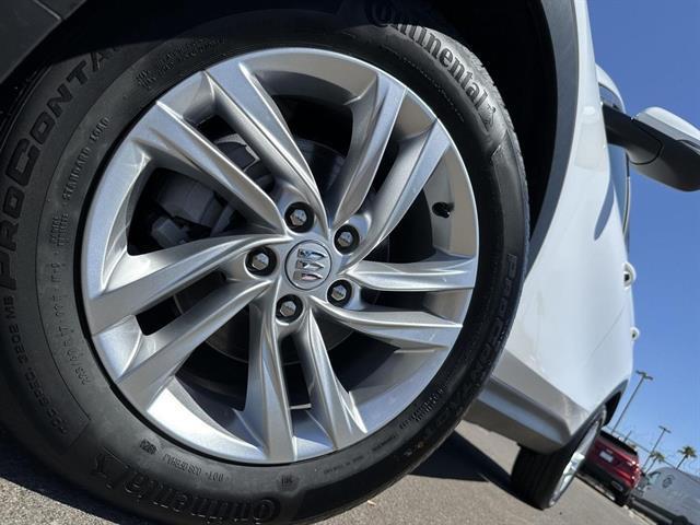 new 2025 Buick Envista car, priced at $25,017