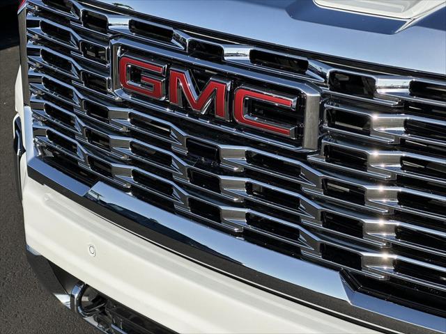 new 2025 GMC Sierra 3500 car, priced at $85,423