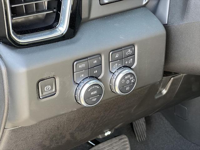 new 2025 GMC Sierra 3500 car, priced at $85,423