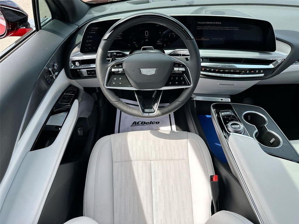 new 2025 Cadillac LYRIQ car, priced at $64,295