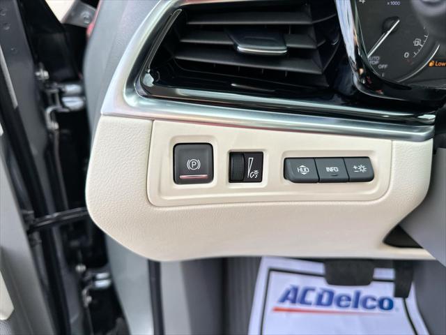 new 2025 Cadillac XT6 car, priced at $58,290