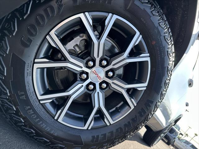 new 2025 GMC Acadia car, priced at $51,838
