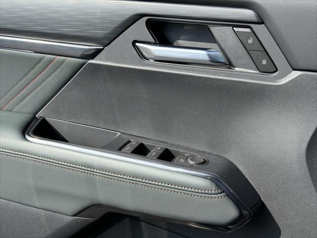 new 2025 GMC Acadia car, priced at $51,838