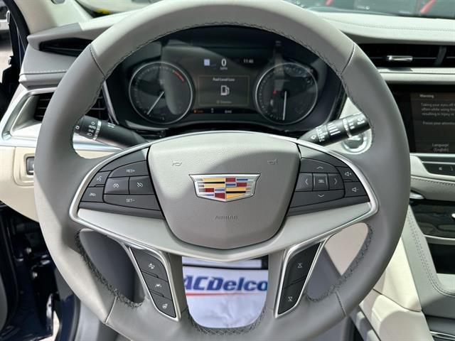new 2025 Cadillac XT5 car, priced at $48,290