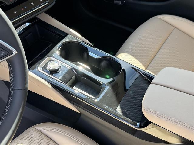 new 2025 Buick Envision car, priced at $36,151