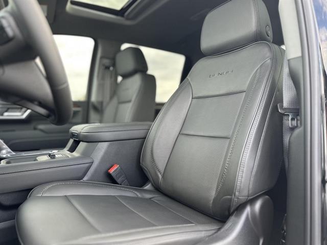 new 2025 GMC Sierra 3500 car, priced at $84,560
