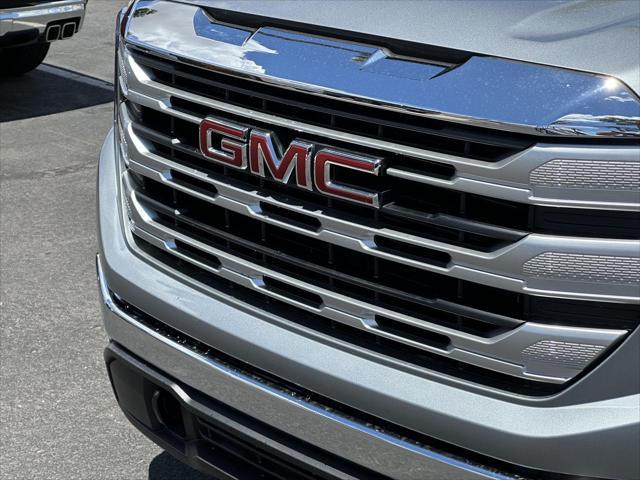 new 2025 GMC Sierra 1500 car, priced at $50,220